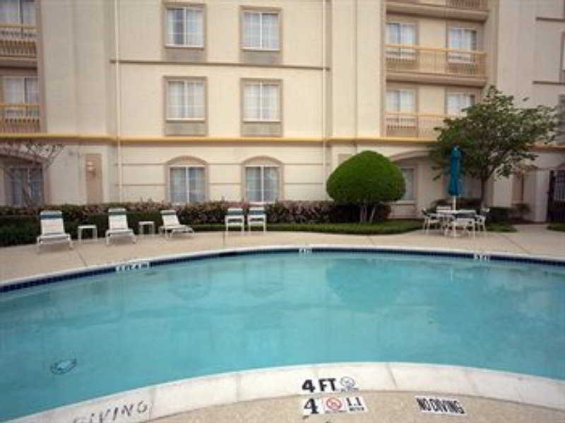 达拉斯阿灵顿南拉昆塔宾馆及套房酒店 阿林顿 外观 照片
